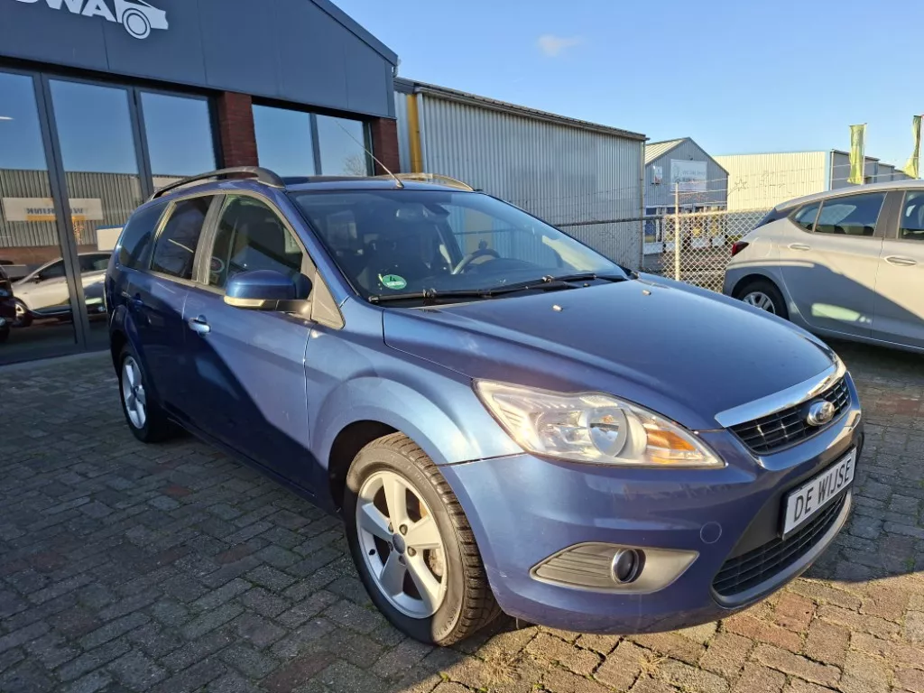 Ford Focus Wagon 1.8 Trend Flexi Fuel / AIRCO / TREKHAAK