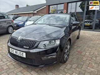 Skoda Octavia Combi 2.0 TSI RS-AUTOM-PANO DAK-VOL OPTIES
