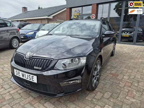 Skoda Octavia Combi 2.0 TSI RS-AUTOM-PANO DAK-VOL OPTIES